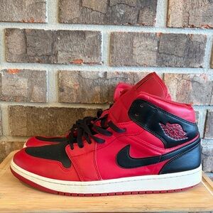 Nike Air Jordan Men's Black and Red Shoes